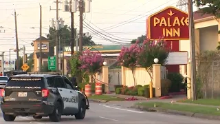 HPD: Gunman who killed man and woman at Houston motel is also dead after shootout with officers