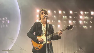 Arctic Monkeys - Snap Out Of It (Berlin, Mercedes-Benz Arena)