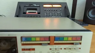 TEAC V-9 cassette deck demo