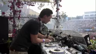 Yves V at Tomorrowland 2012