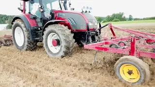 Cultivation with Valtra T162e and Väderstad and Lilla Harrie
