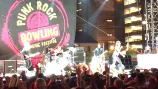 LAST ROCKERS TV - Iggy Pop "Lust for Life" at PUNK ROCK BOWLING 2017