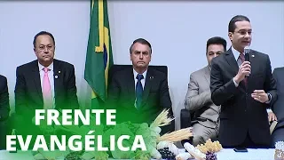 Bolsonaro participa de culto da Frente Evangélica e de sessão solene na Câmara