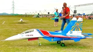 FASCINATING !!! SUPER BIG RC SU-27 FLANKER SCALE MODEL TURBINE JET FLIGHT DEMONSTRATION