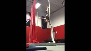 Aerial tissue freestyle