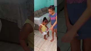 ela fala de vivian agora não sei oque kkkkkk