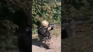 Ukrianian soldier check the Russian Sniper gun #russia #ukraine