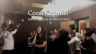 "Total Praise" - Coral Kadmiel (Estúdio 601)