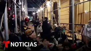 Migrantes se niegan a ser trasladados a nuevo refugio en la costa de Nueva York | Noticias Telemundo