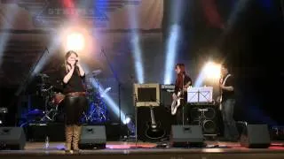 Laura van den Elzen (16 years) with band in Bergheim - Standing ovation - RunnerUp DSDS 2016 TVOG