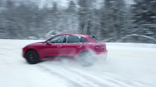 Macan Winter Drift