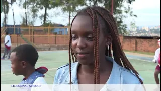 Rwanda : de l'escrime pour les enfants défavorisés
