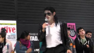 Michael Jackson Peruano Jhon Palacios: Billie Jean (Centro Comercial)