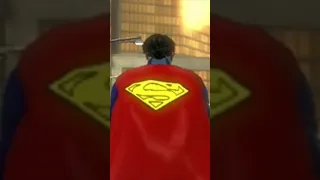 Superman loves to make an entrance (DC Universe Online)