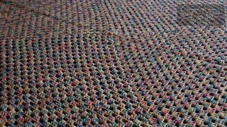 Easy Crochet Never Ending Granny Blanket: 1 Strand