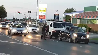 Road Rage Fight Lincoln Road Nz