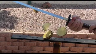 “Pineapple cutting” in the way of the Samurai