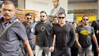 Salman Khan With High Security Arrived At Mumbai Airport