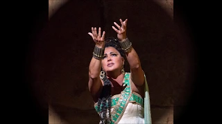 Anna Netrebko as Aida: O patria mia • Ciel! Mio padre! (duet with Quinn Kelsey)