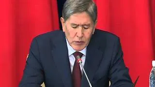 По итогам переговоров Алмазбек Атамбаев и Си Цзиньпин сделали заявления для прессы