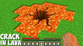 Why did THIS CRACK APPEAR IN THE LAVA in Minecraft ? REALISTIC LAVA PIT !