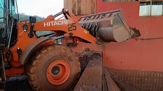 New Purchased Hitachi loader tested for operation in iron ore mines, Hitachi loader tested in mines