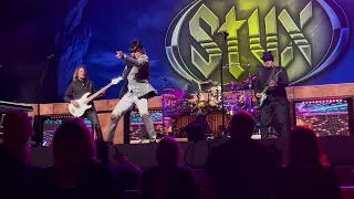 STYX Perform ROCKIN' THE PARADISE After Intros By Lawrence and his Wild Vocal The Sound Clearwater