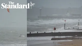 Storm Isha: Wind batters Dorset beach amid 'unusual' danger-to-life wind warnings across UK