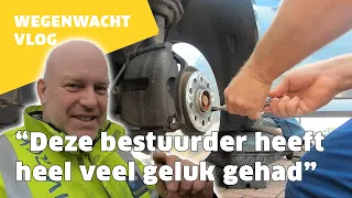 ROBERT repareert het wiel van een SKODA! 🛞