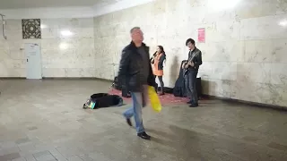 Музыканты в метро  Комсомольская  Октябрь 2017