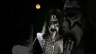 New York Groove [ Kiss ] Ace Frehley on the vocals #shorts #kiss #guitar #youtubeshorts #acefrehley