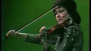 LEGENDARY VIOLINISTS: ZORIA SHIKHMURZAYEVA plays F. Kreisler "Rondino on Beethoven's theme" (1986)