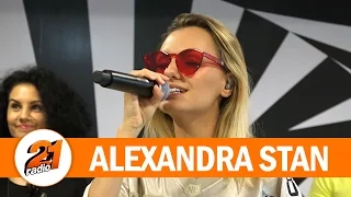 Alexandra Stan feat. Havana - Ecoute (LIVE @ RADIO 21)