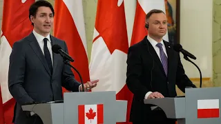 Trudeau: „Die Welt wird Putin weiterhin für seine Kriegsverbrechen zur Rechenschaft ziehen“