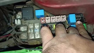 ***Hyundai I 10 radiator fan  not working .. so how to solve problam  " and relay fuse location "