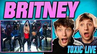 Britney Spears - Toxic (Best Performance) REACTION!! | 2003 ABC Special