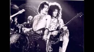 6. Good Old-Fashioned Lover Boy (Queen-Live In Liverpool: 6/3/1977)