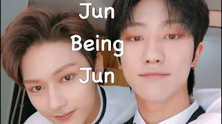 Minghao putting up with Junhui for 6 minutes straight