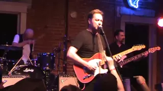 Steve Wariner " Some Fools Never Learn " LIVE