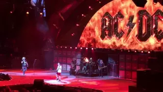 "Highway to Hell" • AC/DC w/ Axl Rose • MSG, NYC • 9/14/16