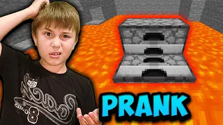 PRENKUJEM Mlađeg Brata u Minecraftu *poludeoo*