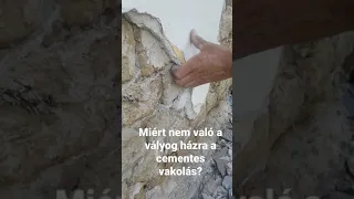 Cementes vakolat egy vályogtégla háznál🏡