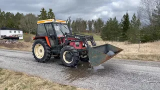 Köp Traktor Zetor 7245 med lastare  på Klaravik