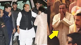 Mukesh Ambani Welcome BJP Politician Leader Rajnath Singh's At Ambani's @Grand Wedding Ceremony