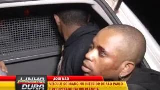 Trio é preso com carro roubado no Bairro Lagoinha após perseguição