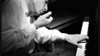 Beethoven - Op.57 Piano Sonata No. 23 F minor 3rd Movement - Glenn Gould