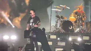 Green Day - Wake me up when September ends + Jesus of Suburbia @ Lollapalooza 2022