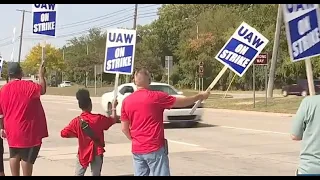 More UAW plants could go on strike by Friday afternoon