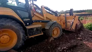 Cat 428 F2 Kepçe Ön Kova Çalışması