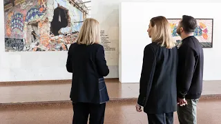 Володимир та Олена Зеленські відвідали виставку «Алла Горська. Боривітер» у Києві